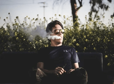 How Vaping Got its Rise in Popularity - What to Know - Eliquids Outlet